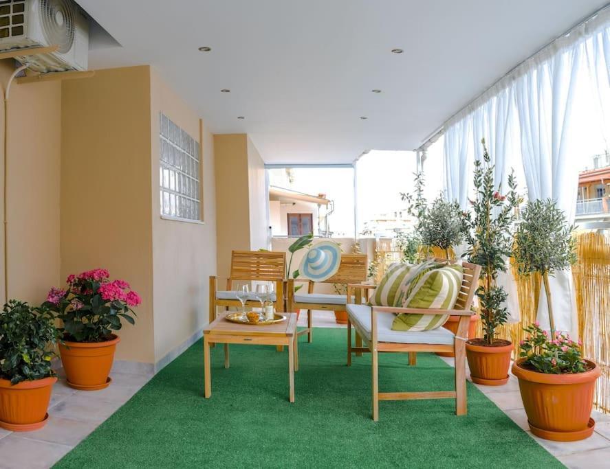Flowery Penthouse In City Centre Of Selanik Dış mekan fotoğraf